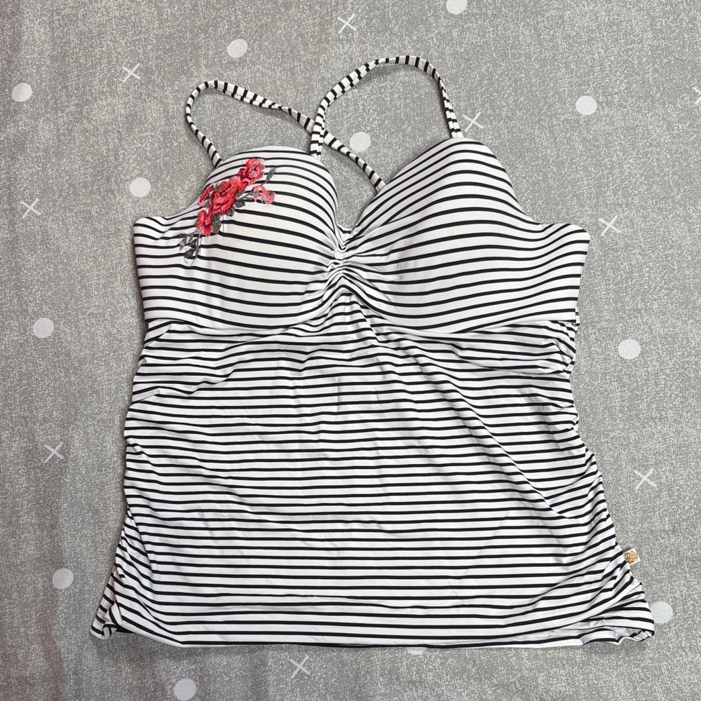 La Vie En Rose | Black and White Striped Tankini